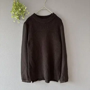 차오패닉 [F] 쿨 내추럴 시어 소매 도킹 라운드넥 니트