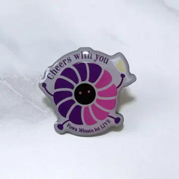 가격 인하 중 후와미나토 1st live 캡슐 토이 후왓치 크루 핀 배지