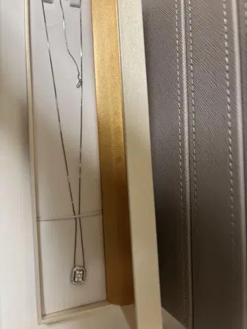 VERITE 다이아몬드 목걸이 173800엔