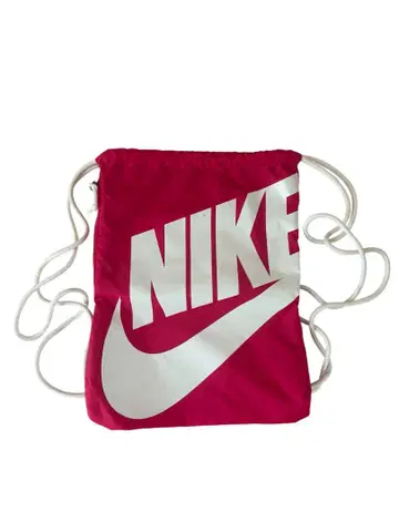 Nike 냅색