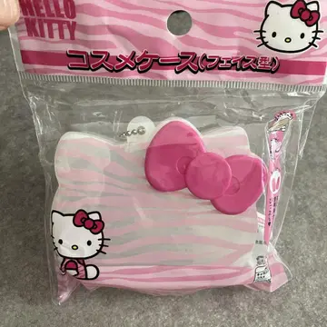 2012년 키티 화장품 케이스