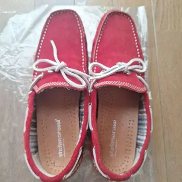 레드 스웨이드 데크 슈즈