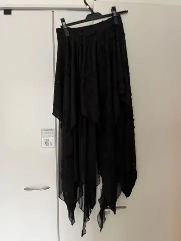 킬스타 KILLSTAR 블랙 롱 스커트