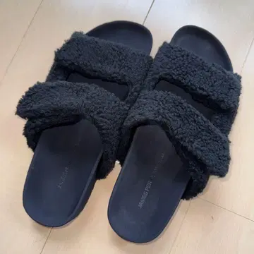 JAMES PERSE 블랙 파아 샌들