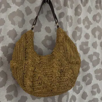 ZARA 반달형 카고바 완판템 새상품