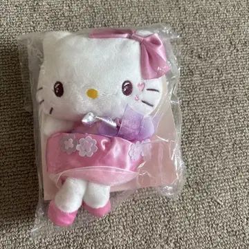 게이오 플라자 호텔 한정 헬로키티 봉제 인형