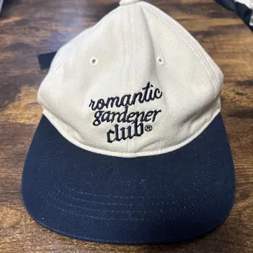 romantic gardener club 캡 베이지/네이비