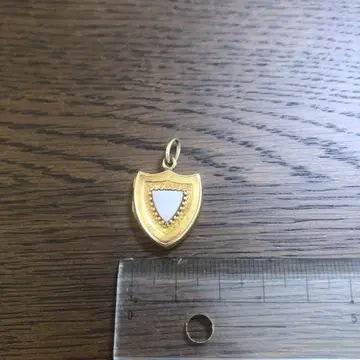 앤티크 로켓 탑