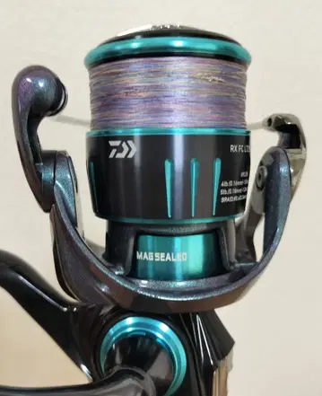 다이와 23 에메랄다스 RX FC LT2500S