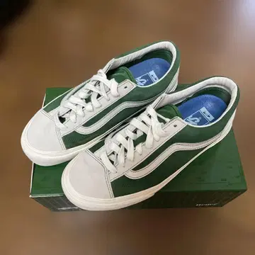 Vans 그린 화이트 스니커즈