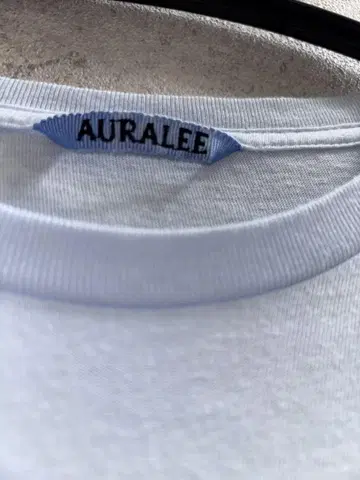 AURALEE x Noritake 심리스 크루넥 t셔츠 4