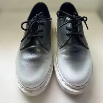 Dr.Martens uk5