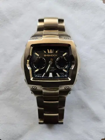 G-SHOCK G-011D