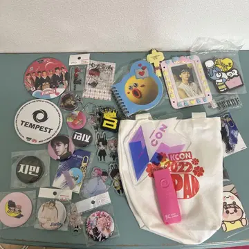 KCON (한류 아이돌) 굿즈