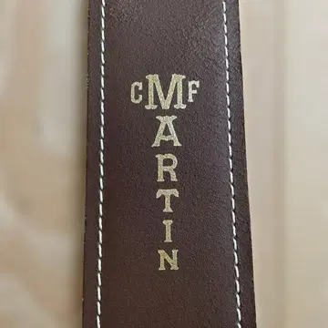 Martin 가죽 기타 스트랩 브라운