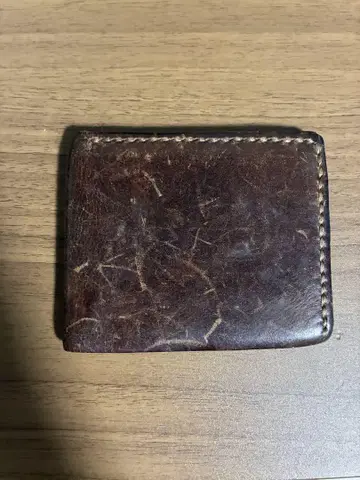 트래블러스 팩토리 다크 브라운 반지갑