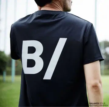 비스래시 (B/) 티셔츠 / BASIC LOGO S/S TEE