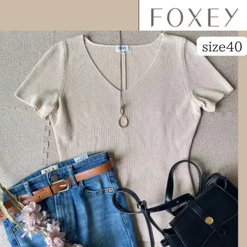 FOXEY V넥 코튼 반팔 리브 니트 L