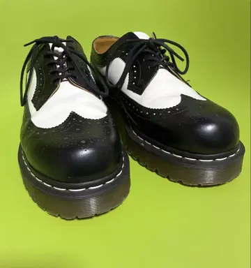 Dr.Martens 닥터마틴 10458 윙팁 3홀