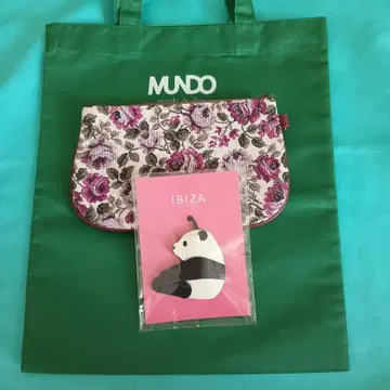 IBIZA 이비자 팬더 참 마스코트와 파우치 외