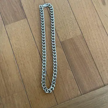 실버 목걸이