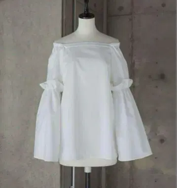 roughlow Flower 슬리브 blouse 플라워 슬리브