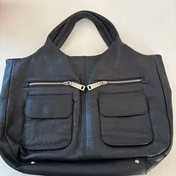 블랙 가죽 토트백