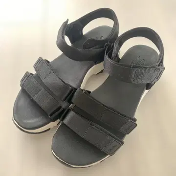 스케쳐스 요가 폼 여성용 스포츠 샌들 블랙 24cm 새상품급