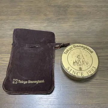 TDL 디즈니랜드 그랜드 오픈 기념품 시계 1983년