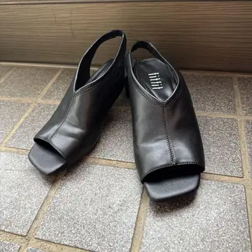 fitfit 블랙 오픈토 샌들