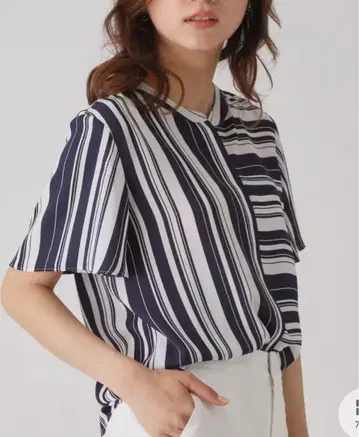 쿠 드 샹스 이번 시즌 블라우스