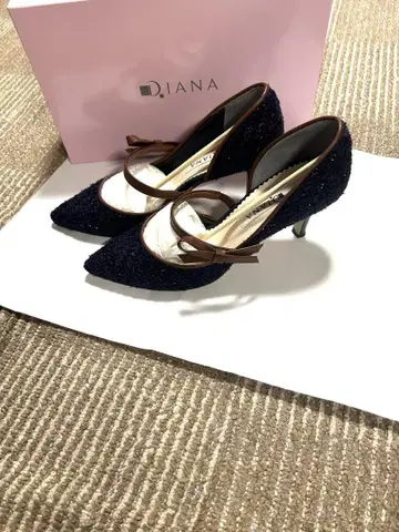 [새상품급] DIANA 펌프스 23.0cm 2024년 8월 구매