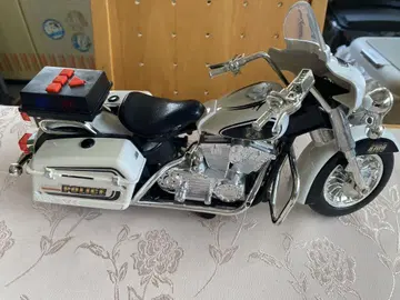 흰색 오토바이