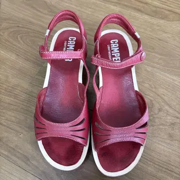CAMPER 빨간색 샌들