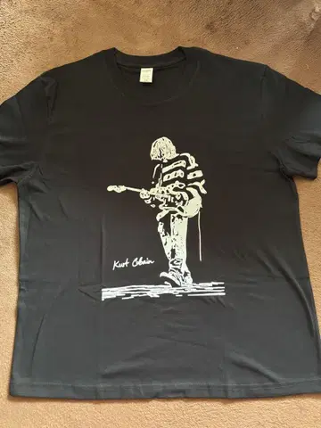 Kurt Cobain 실루엣 티셔츠 2XL