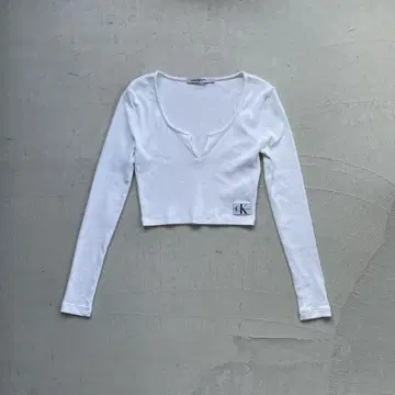 Calvin Klein Jeans 립 롱 슬리브 탑 Y넥