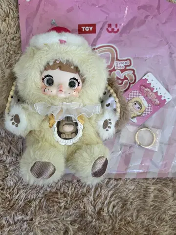 Nommi 스위츠 봉제 인형 한입 톈신 노미 노미쨩, 푸딩 처진 귀
