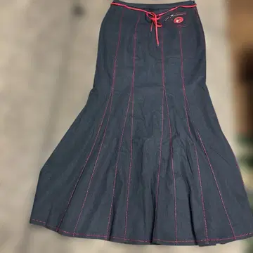 미사용품 이타리야 다크 데님 플레어 스커트 호랑이 자수