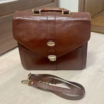 Ruby London 빈티지 가죽 백