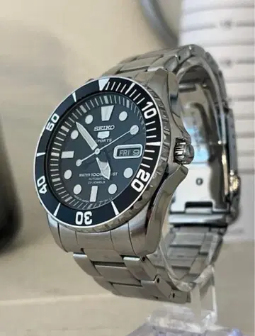 [새상품급] SEIKO5 손목시계 오토매틱 SNZF17J1