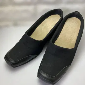 노네임 슬립온 블랙 사이즈 37