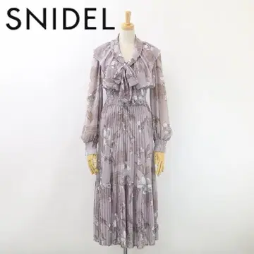 B7510 새상품급 스나이델 시어 플리츠 보타이 프린트 원피스 0
