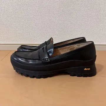 더블 스탠다드 클로딩 로퍼 Vibram 엔더스키마