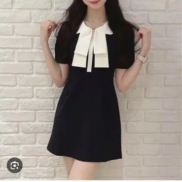 An MILLE 더블 리본 반팔 미니 원피스