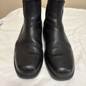 블런드스톤 (Blundstone)