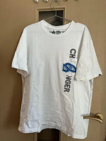 CHALLENGER 포켓 부착 화이트 T셔츠 XXLARGE