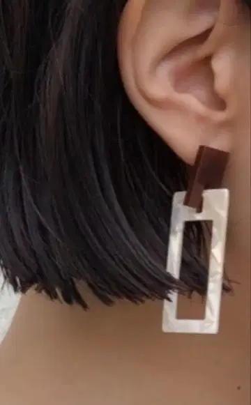 GALLARDAGALANTE 마블 스퀘어 귀걸이 개럴개런트