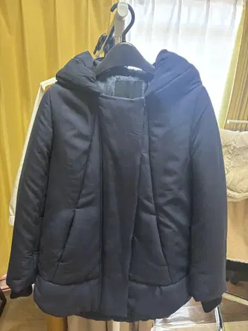 JEANASIS 지나시스 다운 자켓