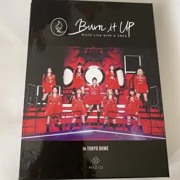 NiziU Burn it Up in TOKYO DOME