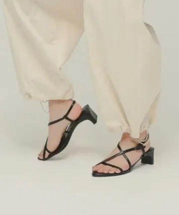 [ eL ] Narrow Strap Sandal/286420